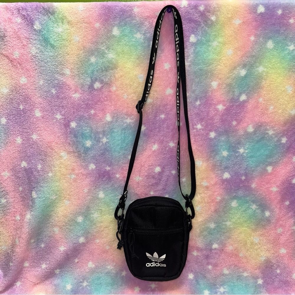 Adidas Authentic small crossbody